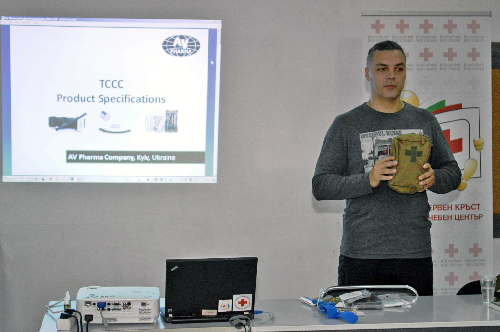 АВ-ФАРМА у Червоному Хресті